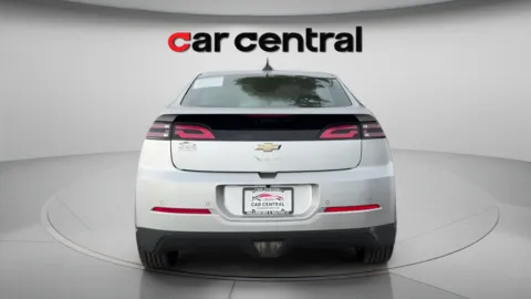 More photos of 2015 Chevrolet Volt at Car Central Milford, CT