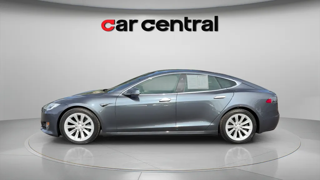 Photos of 2017 Tesla Model S 100D for sale in Milford, CT at Car Central Milford