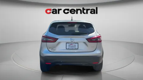 More photos of 2021 Nissan Rogue Sport S at Car Central Milford, CT