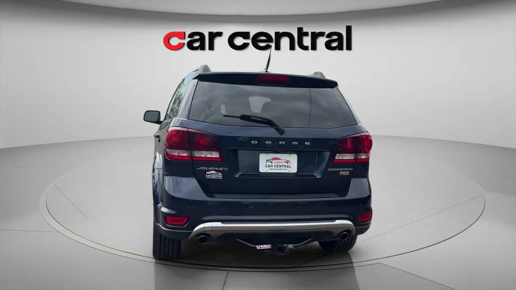 More photos of 2017 Dodge Journey Crossroad at Car Central Milford, CT