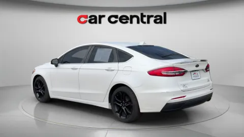 Another view of 2019 Ford Fusion SE for sale in Milford, CT at Car Central Milford