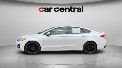 Photos of 2019 Ford Fusion SE for sale in Milford, CT at Car Central Milford