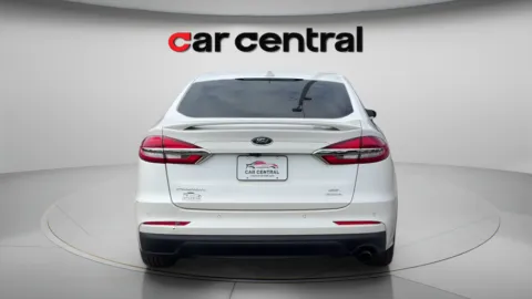 More photos of 2019 Ford Fusion SE at Car Central Milford, CT