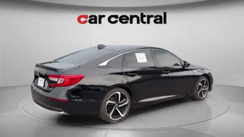 More photos of 2022 Honda Accord Hybrid Sport at Car Central Milford, CT