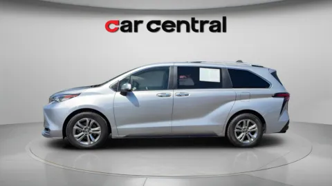 Photos of 2022 Toyota Sienna Platinum for sale in Milford, CT at Car Central Milford