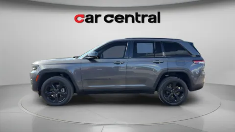 Photos of 2023 Jeep Grand Cherokee Altitude X for sale in Milford, CT at Car Central Milford