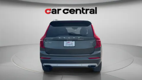 More photos of 2018 Volvo XC90 T6 Momentum at Car Central Milford, CT