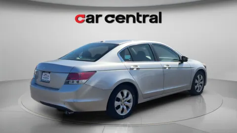 More photos of 2009 Honda Accord EX-L at Car Central Milford, CT