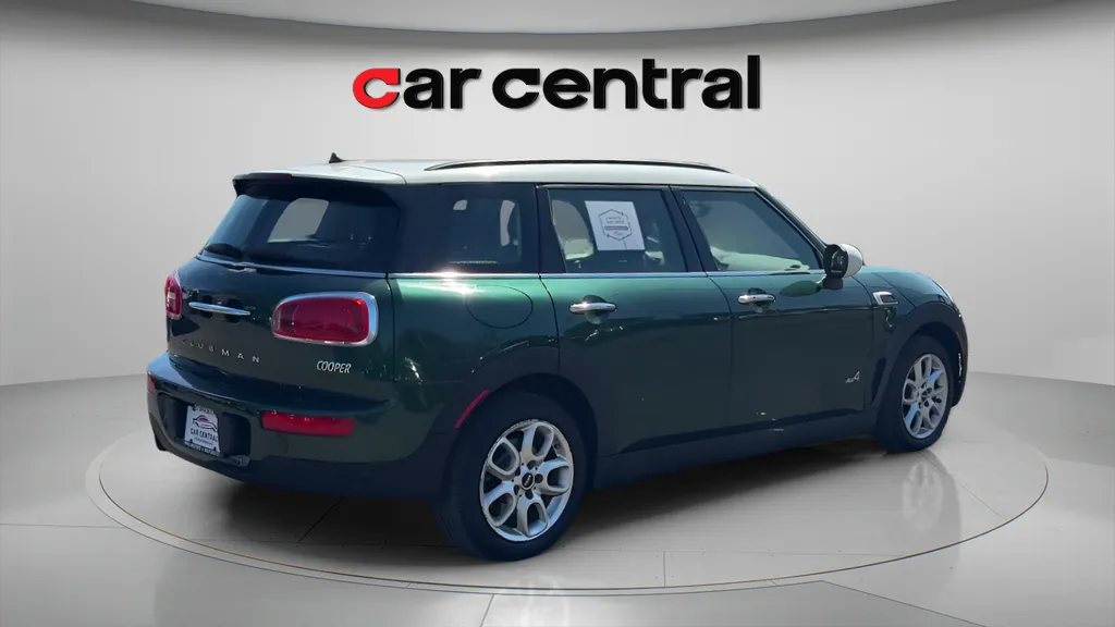 More photos of 2017 MINI Cooper Clubman at Car Central Milford, CT