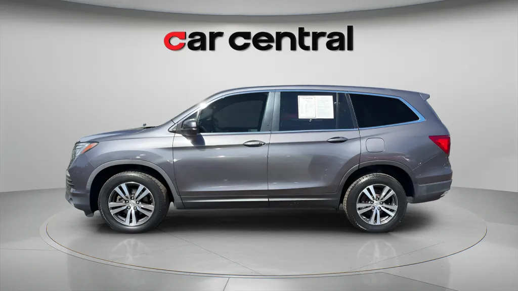 Photos of 2018 Honda Pilot EX-L for sale in Milford, CT at Car Central Milford