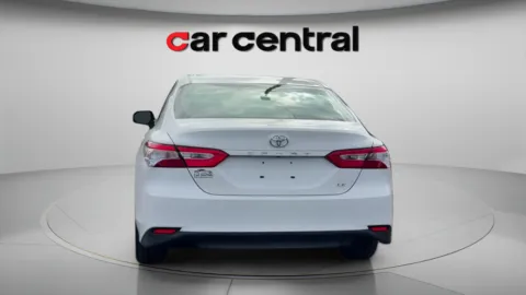 More photos of 2018 Toyota Camry LE at Car Central Milford, CT