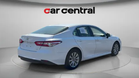 More photos of 2018 Toyota Camry LE at Car Central Milford, CT