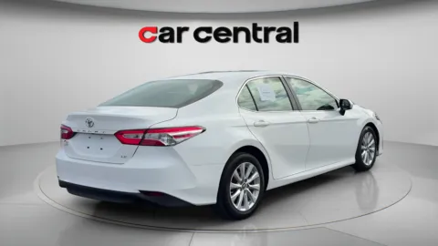 More photos of 2018 Toyota Camry LE at Car Central Milford, CT