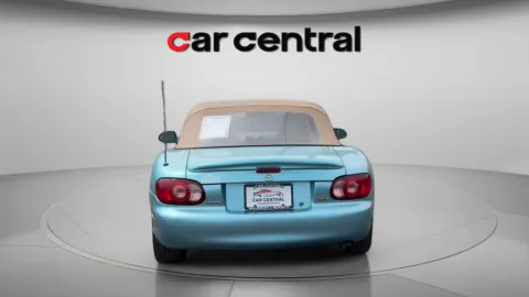 More photos of 2001 Mazda Miata at Car Central Milford, CT