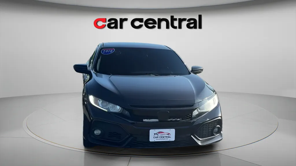 2018 Honda Civic Hatchback Sport - Photo 7