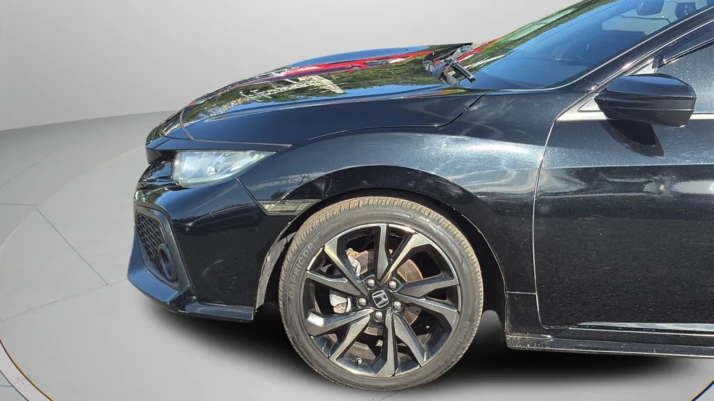 2018 Honda Civic Hatchback Sport - Photo 26