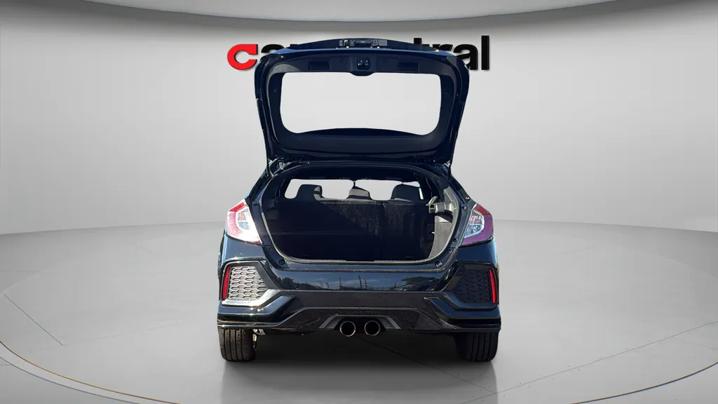 2018 Honda Civic Hatchback Sport - Photo 23