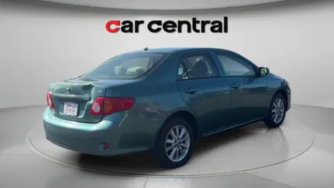 More photos of 2009 Toyota Corolla LE at Car Central Milford, CT