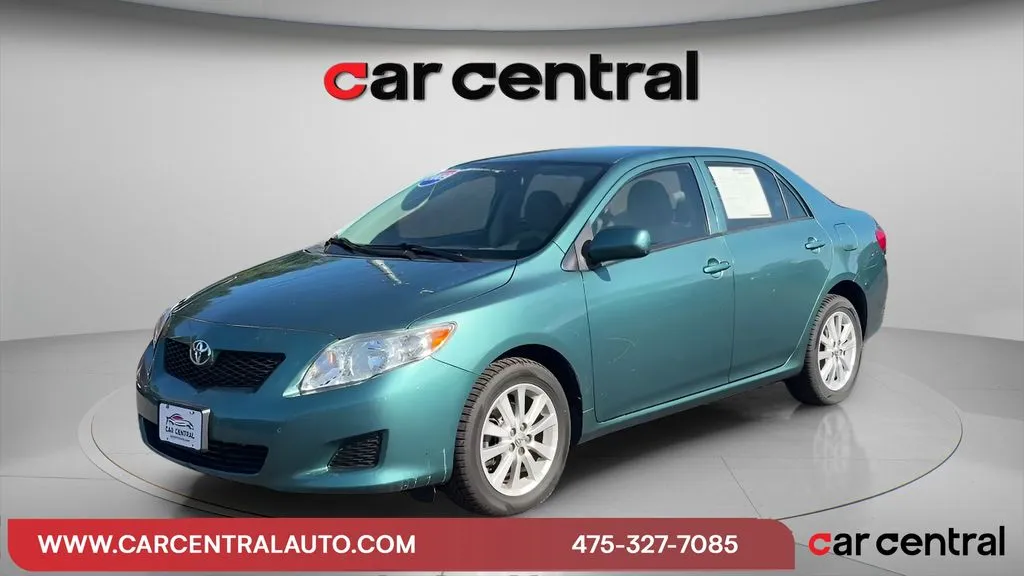 Green 2009 Toyota Corolla LE for sale in Milford, CT