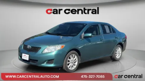 Green 2009 Toyota Corolla LE for sale in Milford, CT