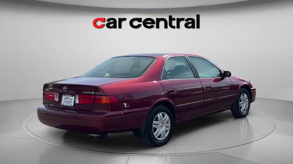 More photos of 2001 Toyota Camry LE at Car Central Milford, CT