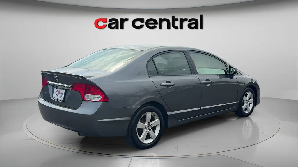 More photos of 2009 Honda Civic LX-S at Car Central Milford, CT