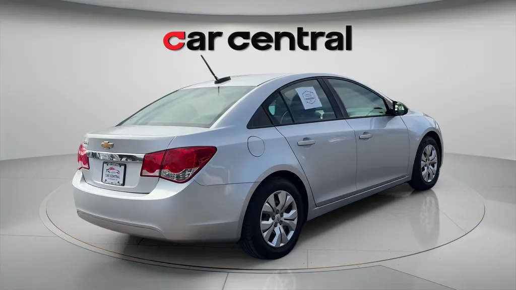 More photos of 2015 Chevrolet Cruze LS at Car Central Milford, CT