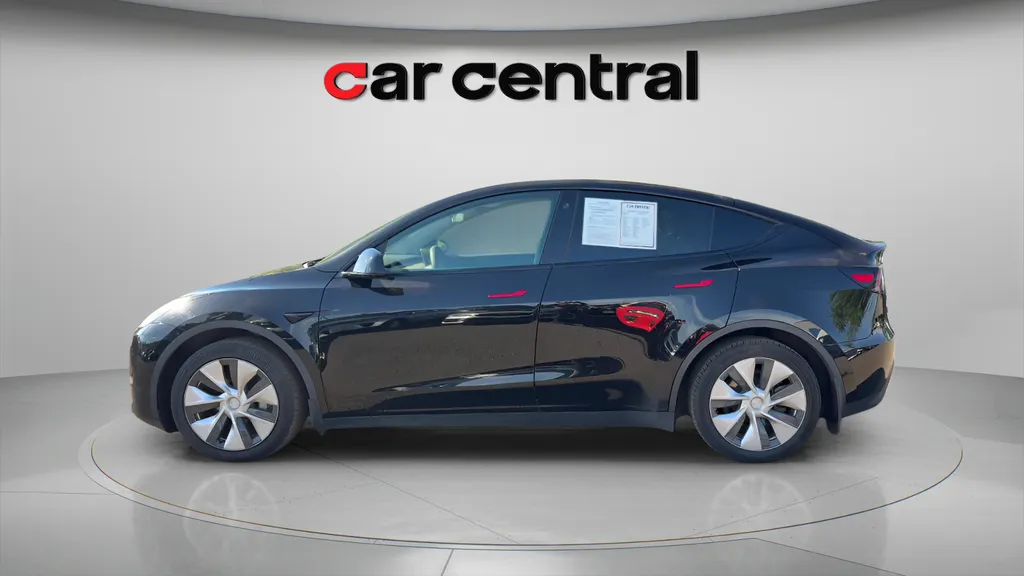 Photos of 2022 Tesla Model Y Long Range for sale in Milford, CT at Car Central Milford