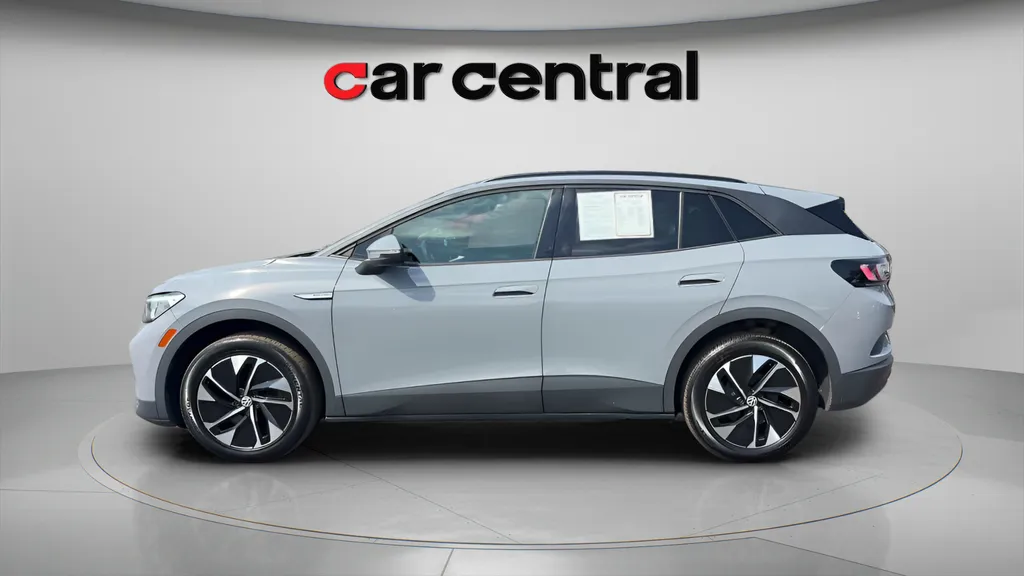 Photos of 2022 Volkswagen ID.4 Pro for sale in Milford, CT at Car Central Milford