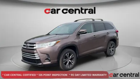Unknown 2019 Toyota Highlander LE for sale in Milford, CT