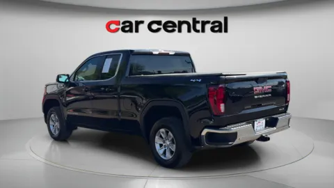 Another view of 2020 GMC Sierra 1500 SLE for sale in Milford, CT at Car Central Milford