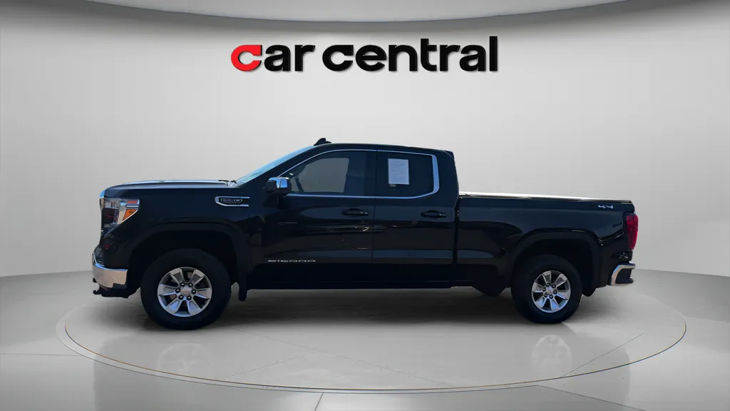 Photos of 2020 GMC Sierra 1500 SLE for sale in Milford, CT at Car Central Milford