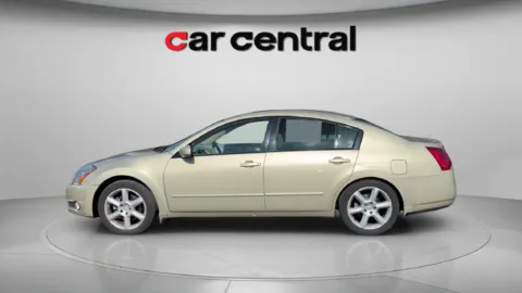 Photos of 2004 Nissan Maxima 3.5 SE for sale in Milford, CT at Car Central Milford