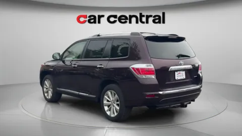 Another view of 2013 Toyota Highlander Hybrid Limited for sale in Milford, CT at Car Central Milford