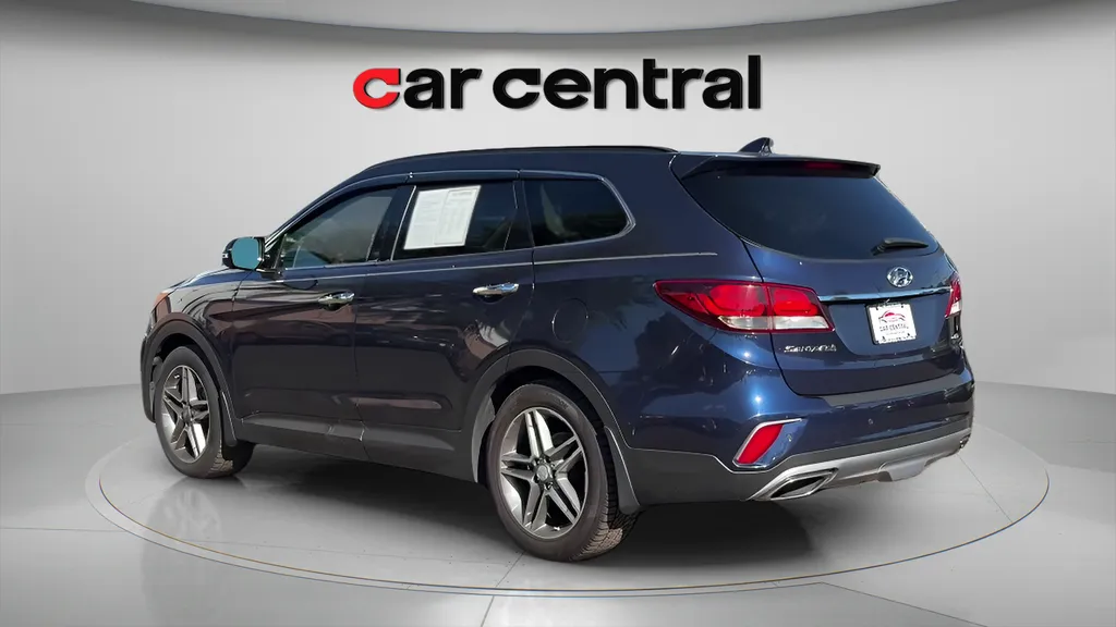 Another view of 2018 Hyundai Santa Fe SE Ultimate for sale in Milford, CT at Car Central Milford