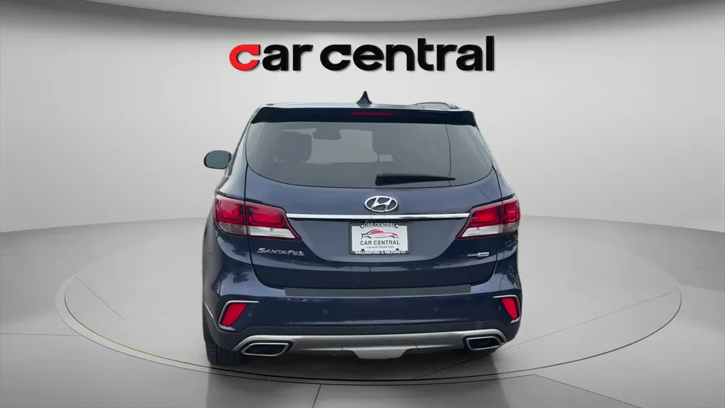 More photos of 2018 Hyundai Santa Fe SE Ultimate at Car Central Milford, CT