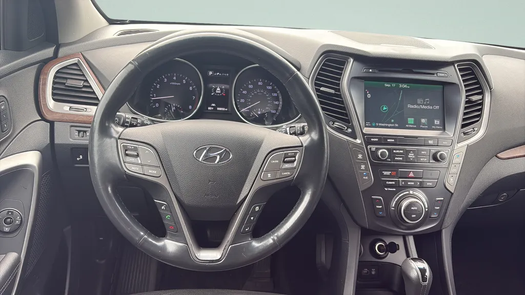 More photos of 2018 Hyundai Santa Fe SE Ultimate at Car Central Milford, CT