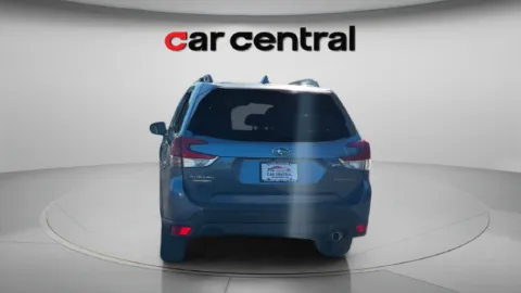 More photos of 2023 Subaru Forester Limited at Car Central Milford, CT
