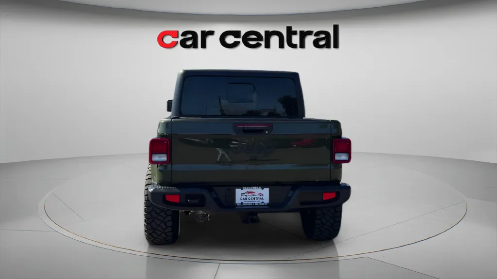 More photos of 2022 Jeep Gladiator Sport at Car Central Milford, CT