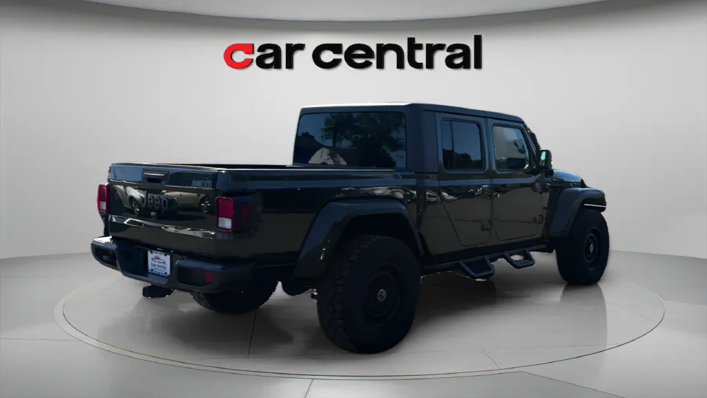 More photos of 2022 Jeep Gladiator Sport at Car Central Milford, CT