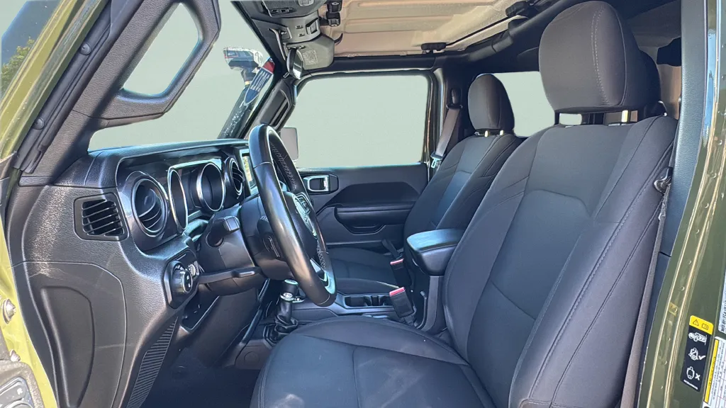 Photos of 2022 Jeep Gladiator Sport for sale in Milford, CT at Car Central Milford