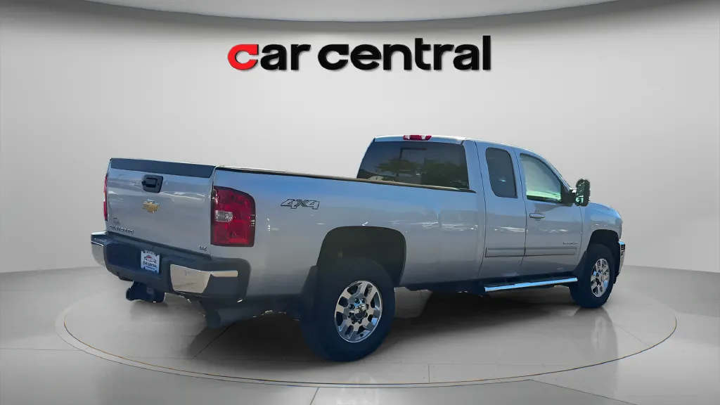 More photos of 2012 Chevrolet Silverado 3500 HD LTZ at Car Central Milford, CT