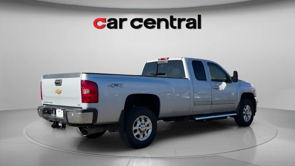 More photos of 2012 Chevrolet Silverado 3500 HD LTZ at Car Central Milford, CT