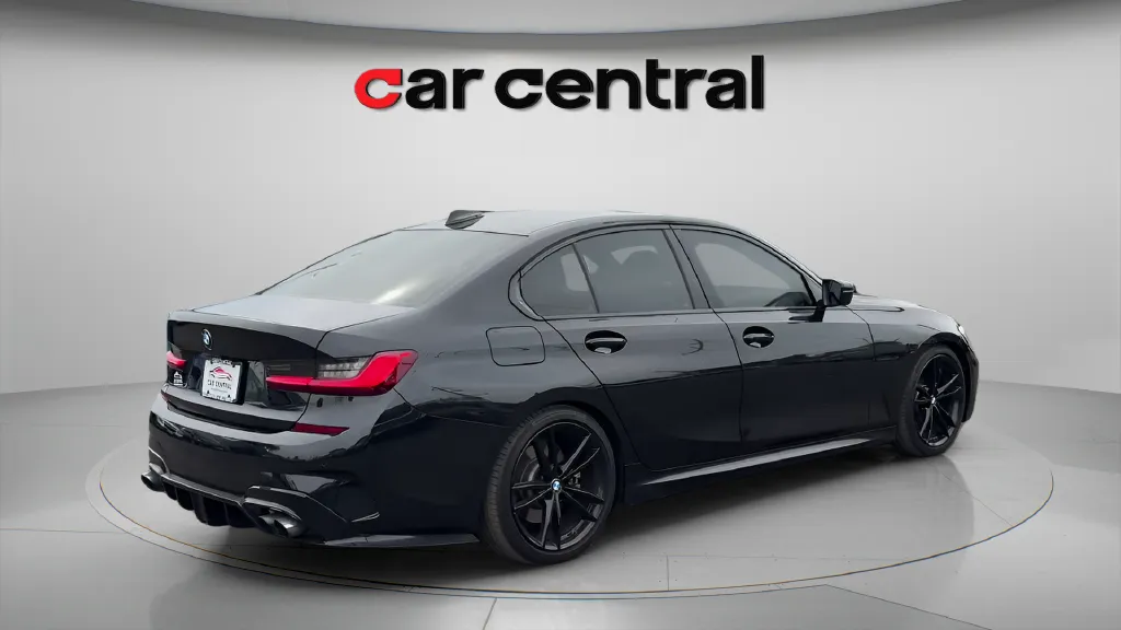 More photos of 2019 BMW 3 Series 330i xDrive at Car Central Milford, CT