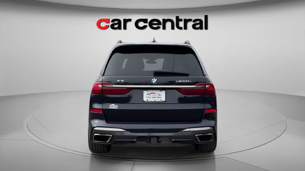 More photos of 2020 BMW X7 M50i at Car Central Milford, CT