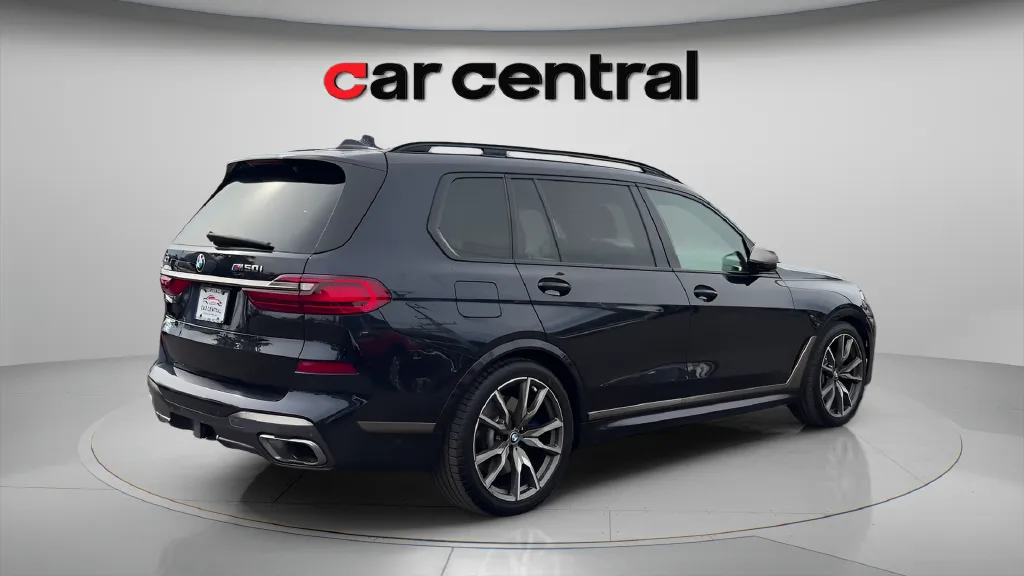 More photos of 2020 BMW X7 M50i at Car Central Milford, CT