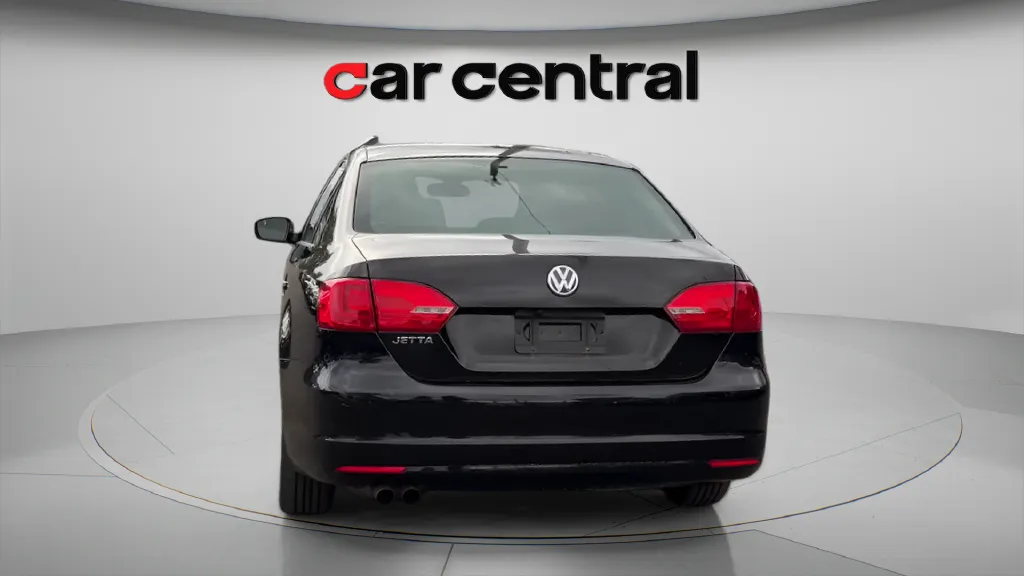 More photos of 2014 Volkswagen Jetta 2.0L S at Car Central Milford, CT