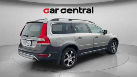 More photos of 2015 Volvo XC70 T6 at Car Central Milford, CT
