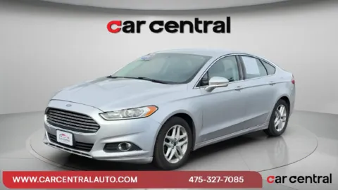 Silver 2014 Ford Fusion SE for sale in Milford, CT