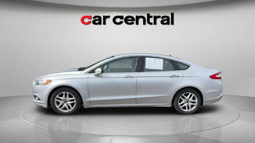 Photos of 2014 Ford Fusion SE for sale in Milford, CT at Car Central Milford